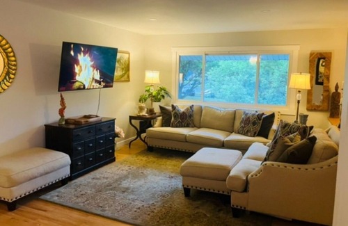 Saratoga Springs House | Spacious 4-bedroom house in brilliant Saratoga Springs with WiFi, AC