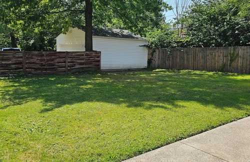 East Cleveland House | Spacious 4 bedroom house with bedrooms on the first floor. Travelers welcomed.
