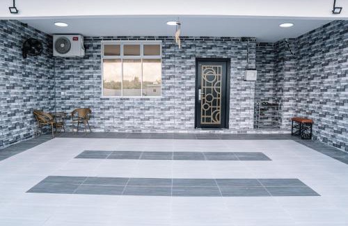 Senai House | Spacious 4-Bedroom Family Home Near Senai JB