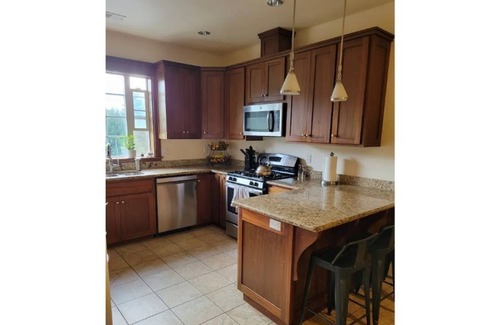 McKinleyville House | Spacious 4-bedroom with in-home gym!