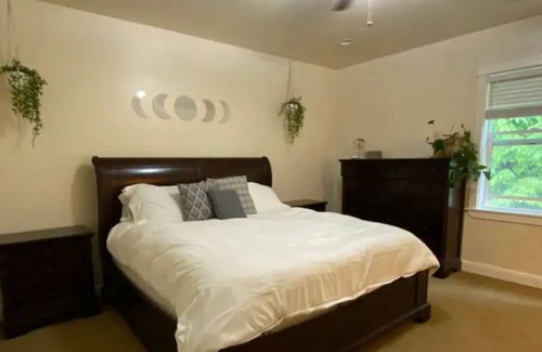 McKinleyville House | Spacious 4-bedroom with in-home gym!