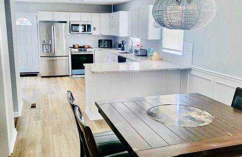Warner Robins House | SPACIOUS 4-Bedroom 10 Mins AFB