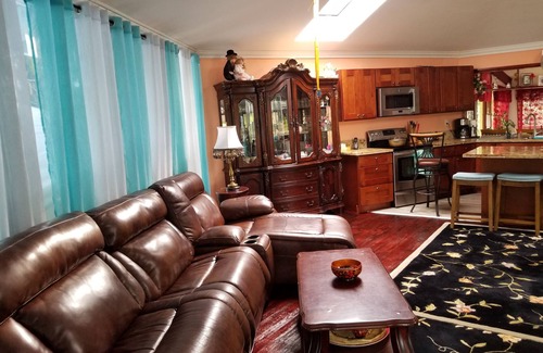 Keaau House | Spacious 4 bedroom 3 bathroom fully remodeled home.