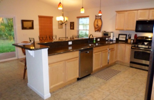 Hollister House | Spacious 4 Bedroom 3 Full Bath Easy Drive Ocala National Parks & Amazing Springs