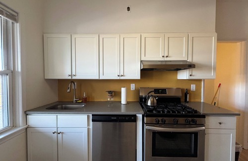 Weehawken Apartment | Spacious 4-bedroom apartment