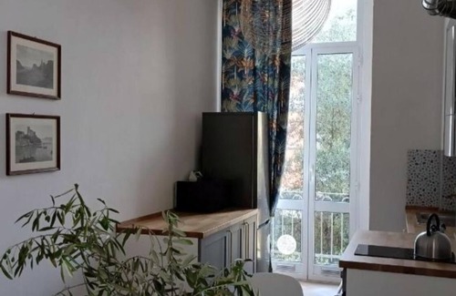 La Spezia Apartment | Spacious 4-bedroom apartment in charming La Spezia with WiFi, AC
