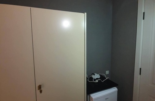 Chugureti Apartment | Spacious 4-bedroom apartment with WiFi, AC in a historical Tbilisi neighborhood