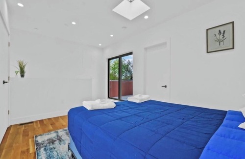 Bedford-Stuyvesant Apartment | Spacious 4-bedroom apartment in charming Brooklyn with WiFi, AC