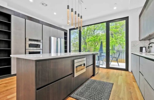 Bedford-Stuyvesant Apartment | Spacious 4-bedroom apartment in charming Brooklyn with WiFi, AC
