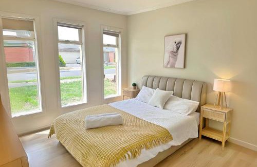 Truganina House | Spacious 4-Bedroom Family Home | Quiet & Connected