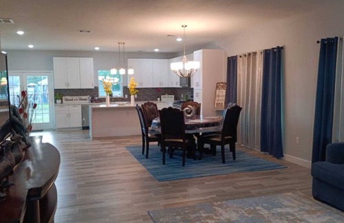 Texas City House | Spacious 4-bedroom house in charming Texas City with WiFi and AC