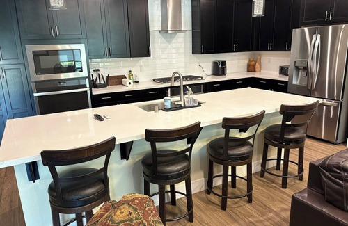 Elk Grove House | Spacious 4-bedroom house in lovely Elk Grove with AC and Tesla CHARGER!