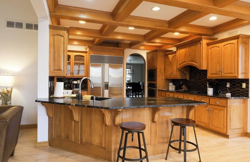 Ashwaubenon House | Spacious 4 Bedroom House. EX-home of Pro-Bowl Packer!