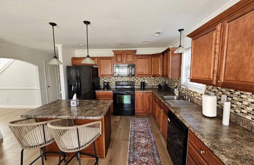 Woodruff House | Spacious 4-bedroom home in private nature