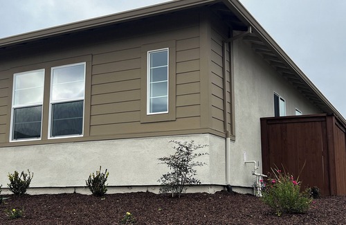 Woodland House | Spacious 4-bedroom house with WiFi and AC in welcoming Woodland CA