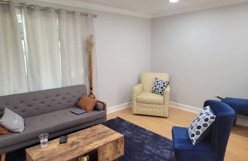 Madison House | Spacious 4-bedroom house in charming Madison with AC, WiFi