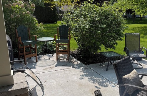 Oshkosh House | Spacious 4-bedroom house with Beautiful Patio close to EAA in Oshkosh