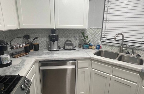 Fresno House | Spacious 4-bedroom house with AC and WiFi in lovely Fresno
