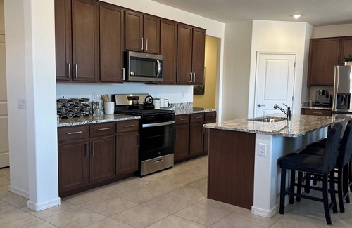 Tucson House | Spacious 4 bedroom house in beautiful Tucson.