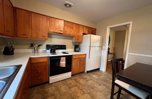 Billings House | Spacious 4 bedroom residential at Burlington Park