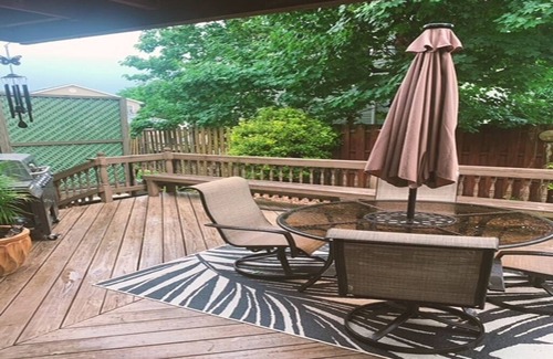 Highlands House | Spacious 4-bedroom townhome in beach town Highlands