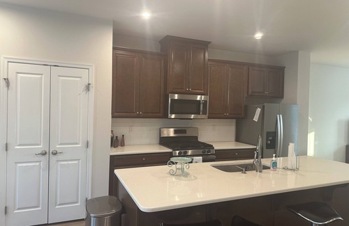 Cary House | Spacious 4-bedroom townhome in charming Cary with WiFi