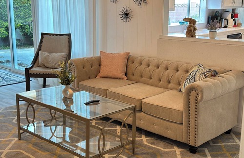 Baldwin Park House | Spacious 4-bedroom house in beautiful Baldwin Park with WiFi, AC