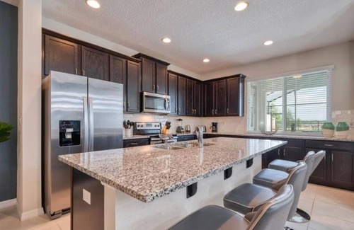 Four Corners House | Spacious 4-bedroom Home close to Disney at Solara Resort