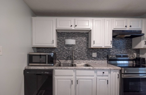 Indianapolis House | Spacious 4-bedroom house in amazing Indianapolis with WiFi, fitness room
