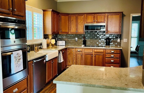 Murfreesboro House | Spacious 4-bedroom house with 2.1 acres of peaceful land and modern styled home.