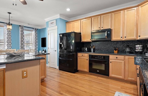 West Ocean City House | 🏖️ Spacious 4-Bedroom Bay Ct Townhome in West Ocean City, perfect for family getaways!🏖️