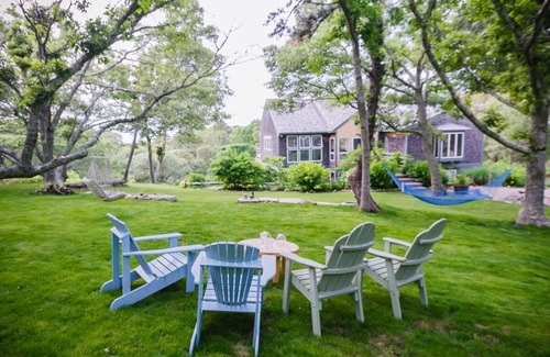 Vineyard Haven House | Spacious 4 Bedroom with Private Beach - West Tisbury