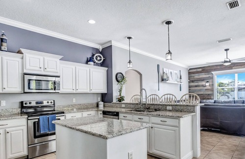 Vero Lake Estates House | Spacious 4 Home w/ Pool & Boat Parking Sebastian