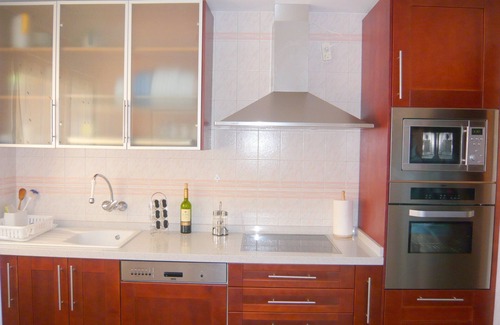 Costa del Sol Apartment | Spacious 4bedroom apart 110m from the beach. Pool, A/C. Elevator TV internationa