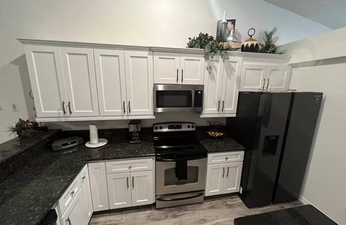 Spring Hill House | Spacious 4BR/2BA Home in Spring Hill – Family-Friendly, Near Beaches & Springs