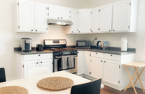Fox Point Apartment | Spacious 4BR 2BA – Walk to Brown, Whole Foods, & Wayland Square