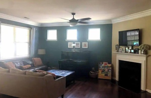 Huntersville House | Spacious 4BR/2office kid-friendly, 3600 sqft home