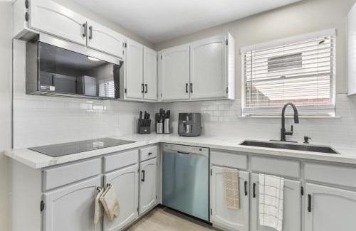 Missouri City House | Spacious 4BR Family Home in Missouri City