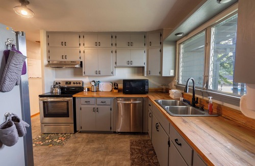 Gadsden House | Spacious 4BR Home- Perfect for Families & Groups!n1 min from Noccalula Falls