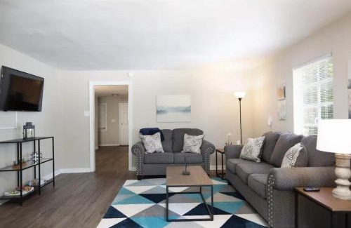 Crestline Heights House | Spacious 4BR Home with 2 Baths & Fun Game Room