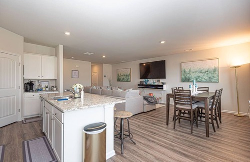 Ocean View House | Spacious 4BR Near Bethany with Patio, Grill & resort style pool 7+ Days required