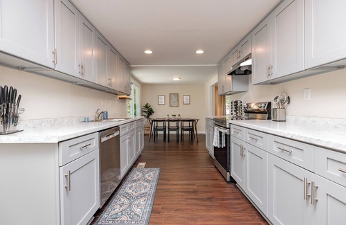 Kathleen House | Spacious 4BR | Near Fairgrounds