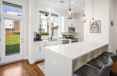 East Nashville House | Spacious 4BR Townhome Downtown