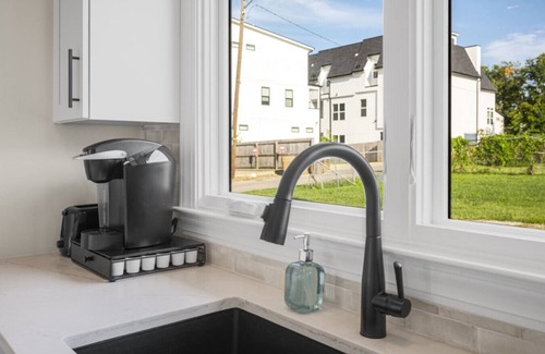 East Nashville House | Spacious 4BR Townhome Downtown