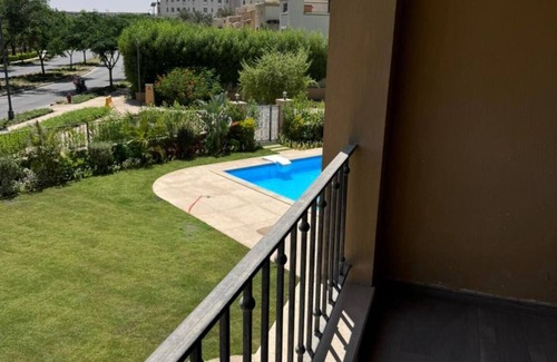 New Cairo House | Spacious 5-bedroom house with AC and WiFi in awesome New Cairo City