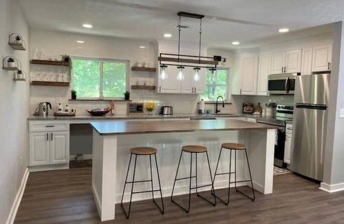 Stone Mountain House | Spacious 5-bedroom home-pet friendly