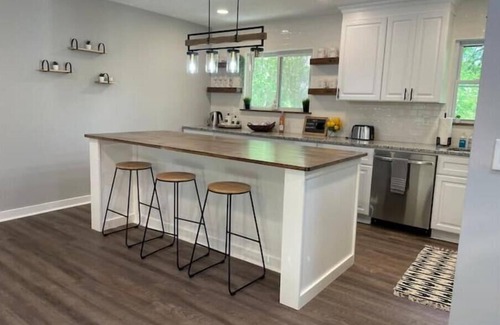Stone Mountain House | Spacious 5-bedroom home-pet friendly