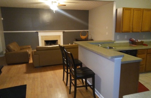 Union City House | Spacious 5 Bedroom Haven in Quiet Cul-de-sac