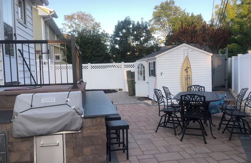 Wall House | Spacious 5-bedroom house with WiFi and AC in tranquil Belmar