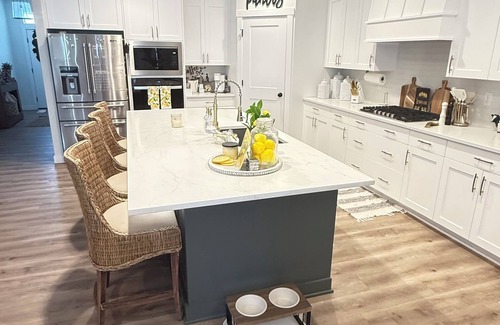 Ogden House | Spacious 5-bedroom house in the country. Lakes & mountains within 15 minutes.